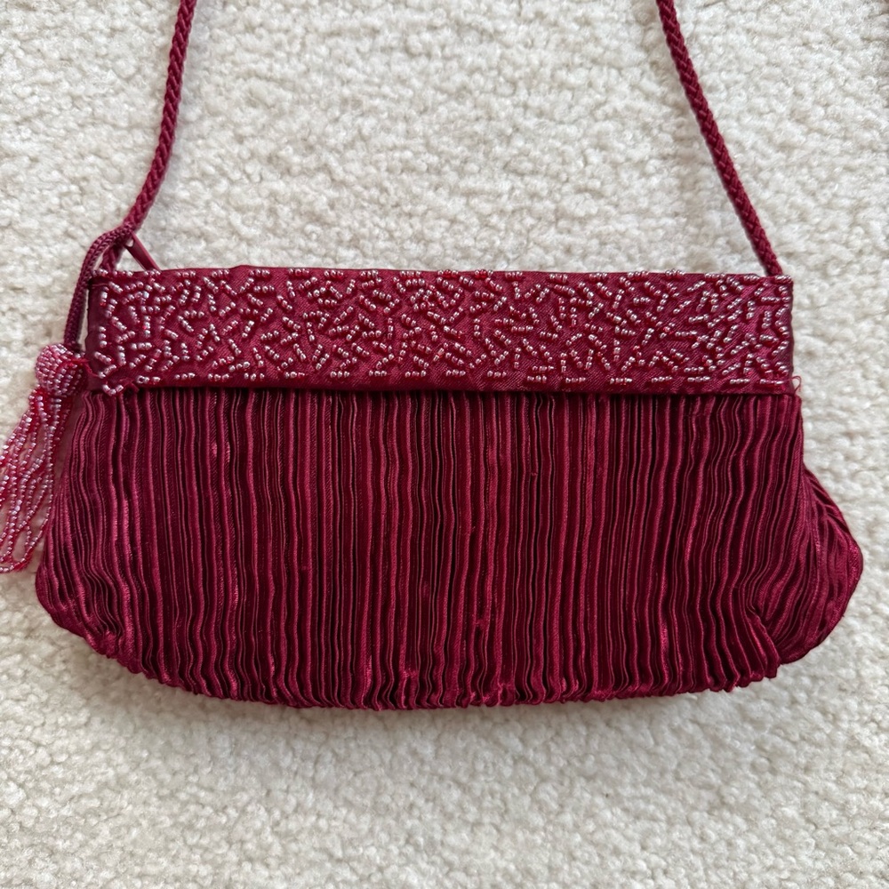 SOLD Red beaded evening bag - Picture 2 of 8